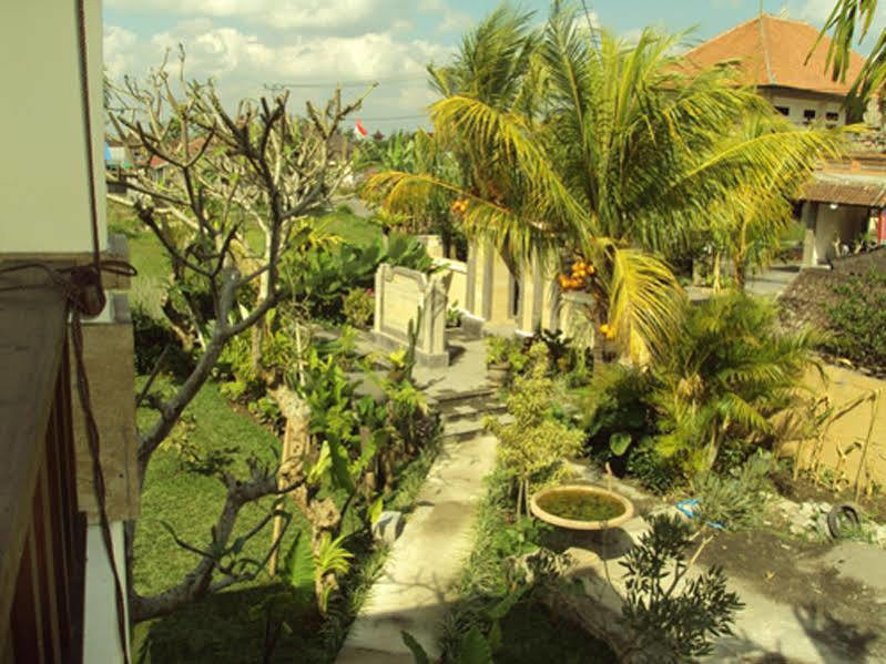 Apartemen Sari